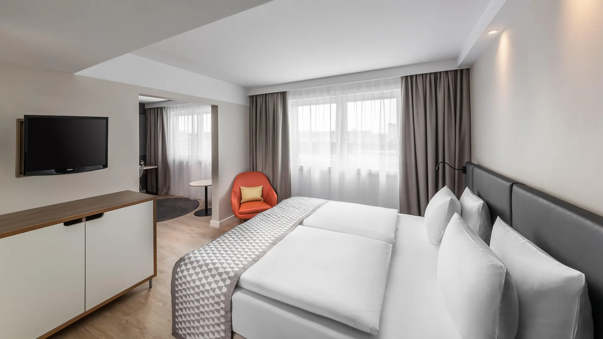 Holiday Inn Munich City Centre By Ihg Hotel